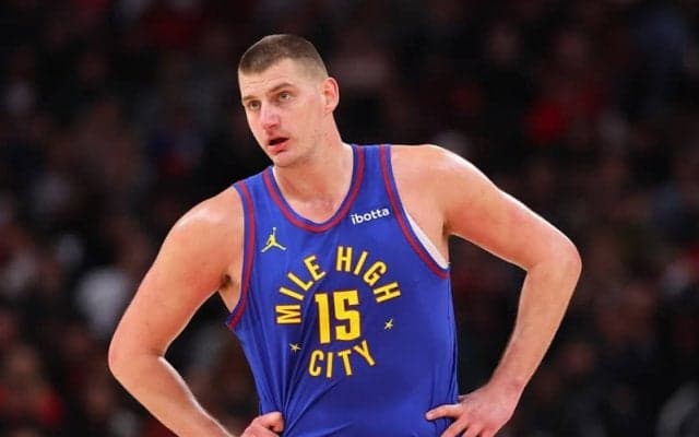 ナゲッツのニコラ・ヨキッチが中国のシューズブランド『361』と複数年契約を締結