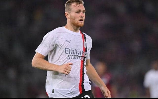 ミランMFポベガ、左大腿直筋腱の手術で4カ月の離脱に