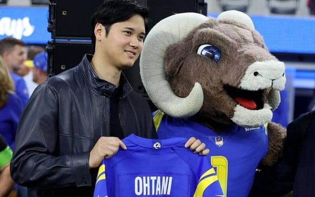 大谷翔平のサプライズ登場に”釘付け”　NFL観戦で起きた「とんでもないざわつき」