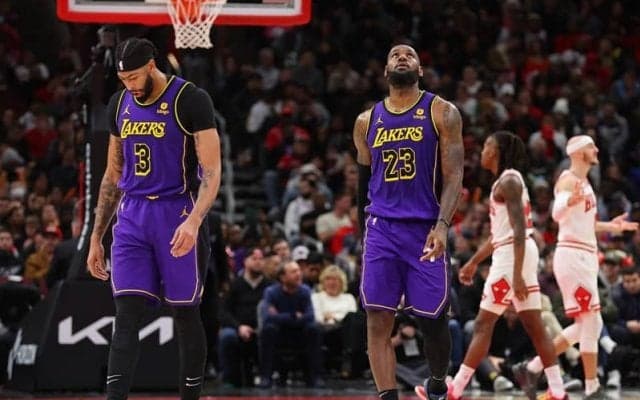 不調のレイカーズ、カップ戦後に大きく負け越し…レブロン「自分たちで解決するしかない」