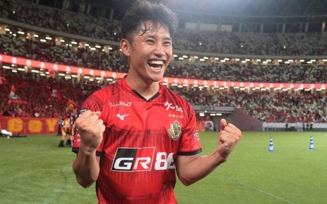 名古屋の日本代表DF森下龍矢がポーランドの名門レギア・ワルシャワへの期限付き移籍で合意！「熱くどこまでも走り抜きます！」