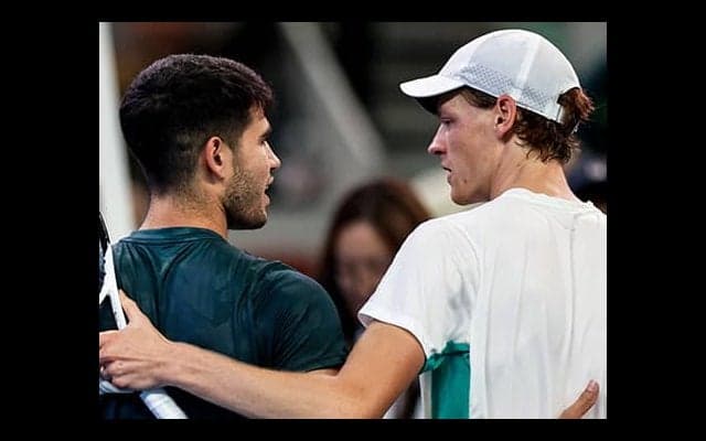  アルカラスとシナーが練習「ありがとう」 