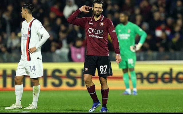 ヨビッチ後半AT同点弾もミラン、最下位サレルニターナに痛いドロー【セリエA】