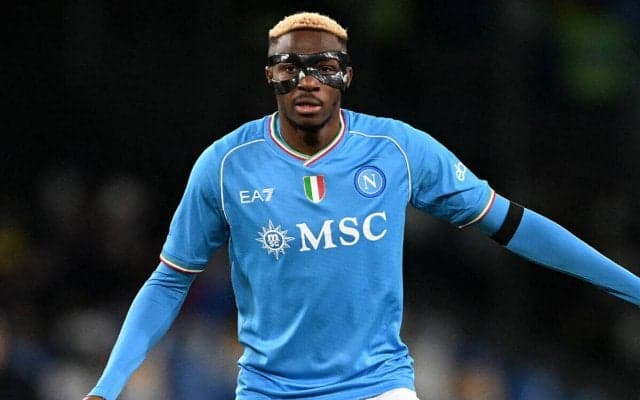 ナポリファンへのクリスマスプレゼントに？ エースFWオシムヘンの契約延長が目前 「ツリーの下のサプライズになるかも」