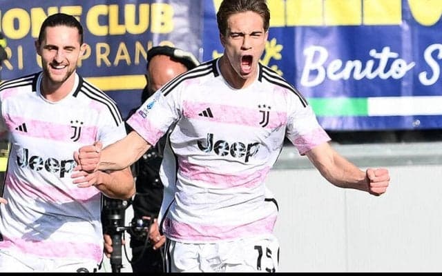 ユルドゥズ移籍後初弾に途中出場ヴラホビッチが勝ち越し弾、ユベントスが曲者フロジノーネに競り勝つ【セリエA】