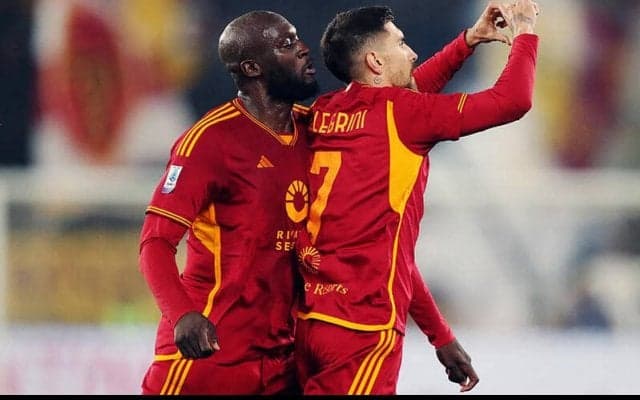 ポリターノ愚行退場の9人ナポリ、モウリーニョ采配的中のローマがデルビー・デル・ソーレ制す【セリエA】