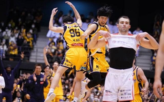 西地区上位5球団が敗れゲーム差変わらず…東地区は3位千葉Jも貯金消滅目前／12月23日開催 B1試合結果