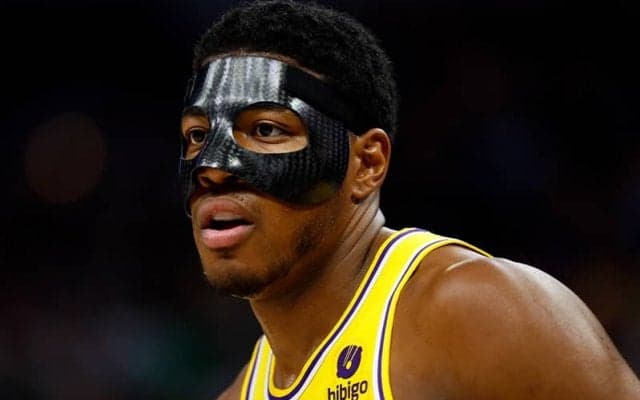 八村塁21得点のレイカーズが連敗脱出…“キング”レブロンは今季最多40得点