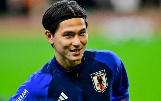 「めっちゃ御利益有りそう」モナコが製作した“南野拓実＆白龍”の年賀状デザインにザワつく！「モナ王南野拓実の強者感がすごい」「タキからこれ届いたら失神する」の声