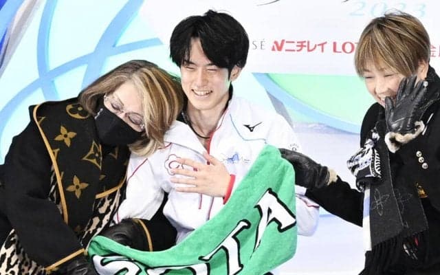 山本草太「諦めにも近い日々」を越えて...激戦の全日本フィギュア男子で初表彰台「10回目で報われた」
