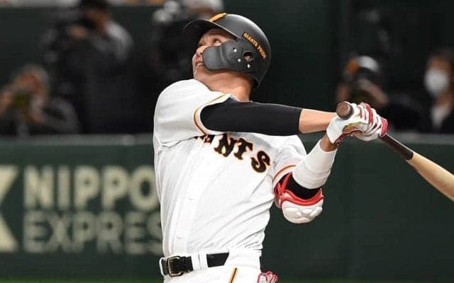 31歳10か月で2000本安打を達成した坂本勇人が「そこだけ崩れなければ大丈夫」と大事にしている「打撃の極意」とは