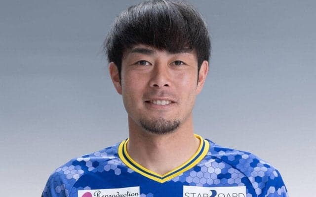 今治が37歳のバースデーを迎えたMF三門雄大と契約更新