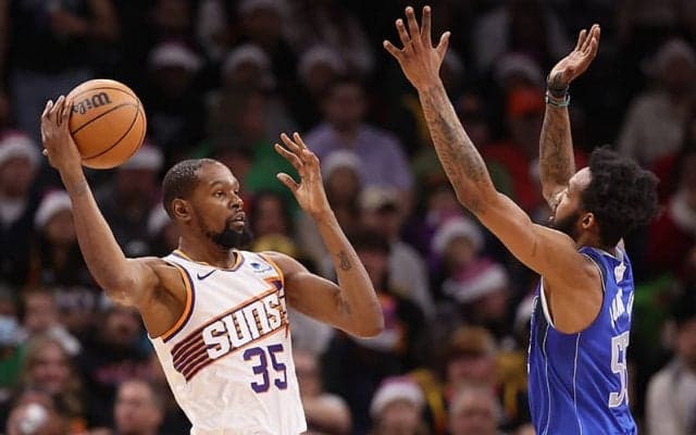 渡邊雄太、マブスとのクリスマスゲームは出番なし…サンズは連敗を「3」に