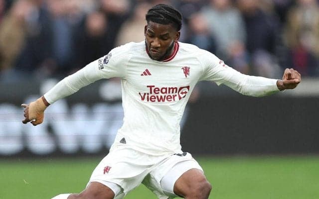 前節デビューの19歳DFカンブワラにユナイテッド指揮官が期待　「非常に明るい未来がある」