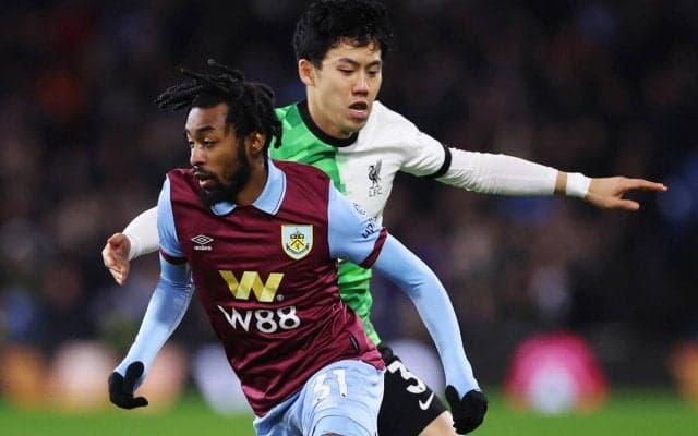 「印象的」「チームのアプローチを助ける」2点目の起点となる守備を見せた遠藤航が現地で引き続き高評価「実に落ち着いたパフォーマンス」