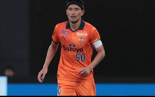 京都が清水の守備を支えたDF鈴木義宜を完全移籍で獲得「必ず目標達成できるように力を合わせて戦いましょう」