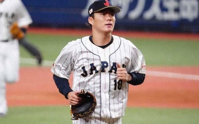 山本由伸のド軍契約報道から5日…なぜ正式発表されない？　MLBならではのジレンマ