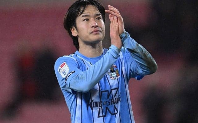 「ノリに乗ってる」「2点目素晴らしい」坂元達裕が1試合2ゴールの大活躍！得意の左足で2得点「覚醒してる！」
