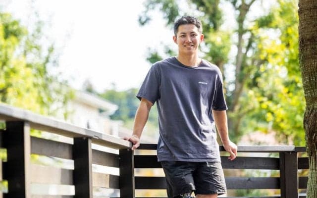 二刀流からスノーボードに専念。ミラノ・コルティナで表彰台を目指す小須田潤太の本気