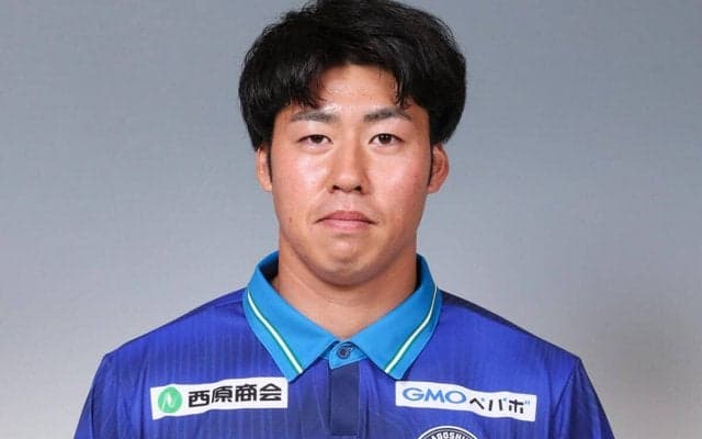 J2を来季戦う鹿児島が今季加入のDF戸根一誓と契約更新「この街でこのエンブレムを背負い戦える事は誇り」