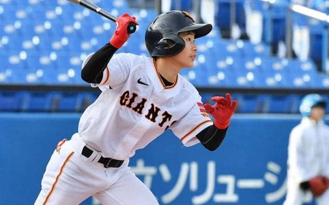 逸材12歳が弾丸アーチ「大谷くんの小学生版」　衝撃の二刀流現る…驚愕打球が「凄すぎ」