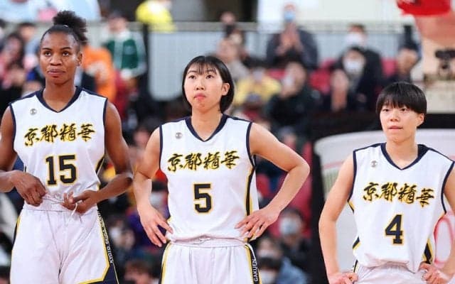 京都精華学園が2年連続の夏冬連覇を達成！ 岐阜女子を4点差で撃破／ウインターカップ2023