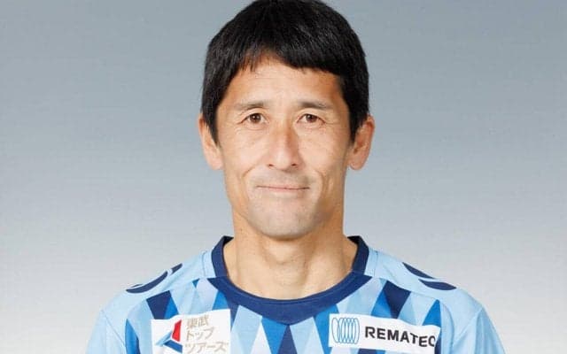 FC大阪に捧げた13年間、50歳DF村木伸二が契約満了…ACと通訳を兼任もJリーグデビューは果たせず「誇りに思います」