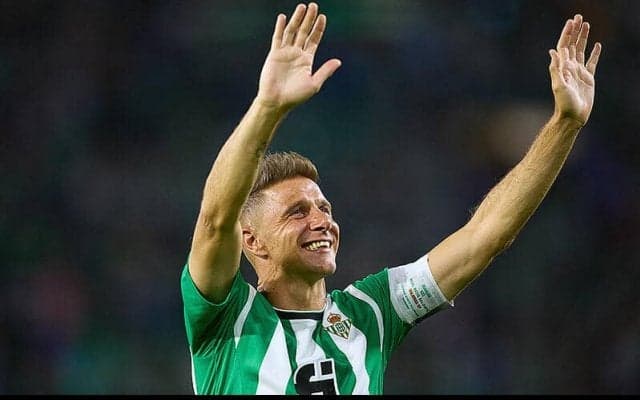 ベティスの伝説ホアキンが現役復帰を電撃発表？　12月28日はスペインの○○フール…