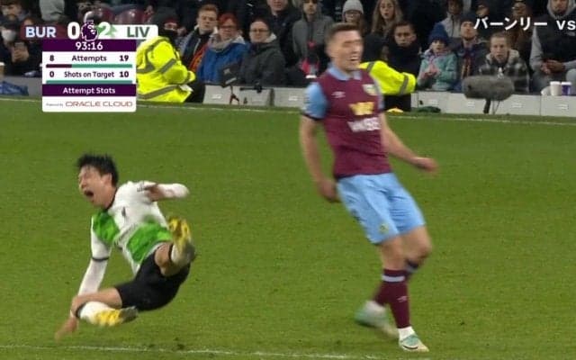 「ジャパニーズ・サムライ」「素晴らしい戦士」 リバプール遠藤航の評価爆上がり“爆速タックル”が炸裂した瞬間 18年ぶりの偉業達成したデュエル王に称賛の嵐