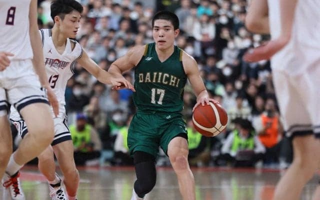 福岡第一が4年ぶり5度目のウインターカップ優勝！　ライバル福大大濠との頂上決戦を制す