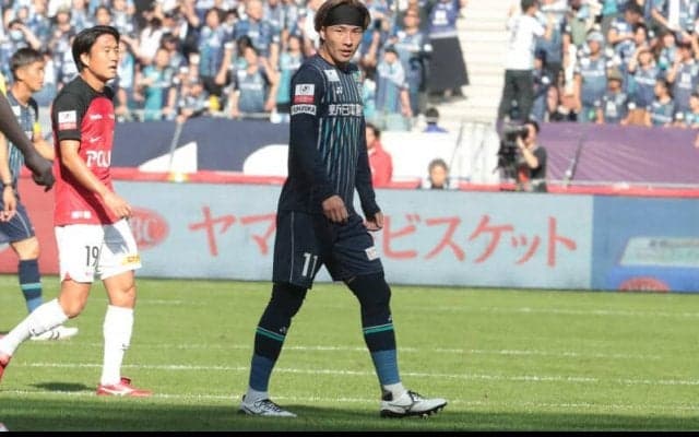 今季J1で2年連続二桁ゴールの福岡エースが決断！　山岸祐也が名古屋へ　「グランパスファミリーのみなさんと最高の景色を」