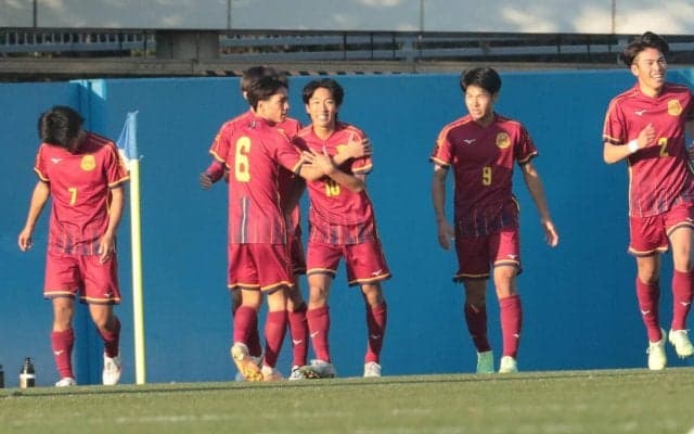 4ゴールの神戸弘陵が仙台育英を撃破！ 10番・北藤朔は2得点の活躍【高校サッカー選手権】