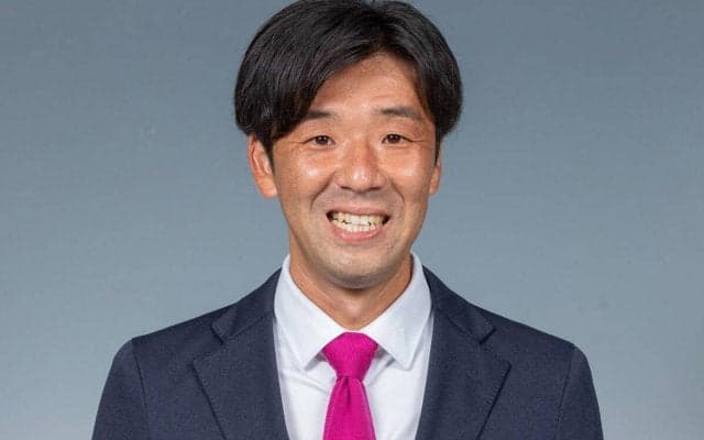 元日に日本代表とするタイ代表が今季途中から宮崎を指揮し、タイサッカーに精通する加藤光男氏をコーチに招へい「2026年W杯を目指して参ります」
