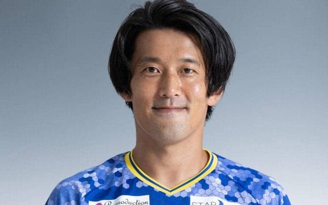 今治が東京Vから今季途中加入したFW阪野豊史と契約更新「サッカー人生最高のシーズンにしたい」