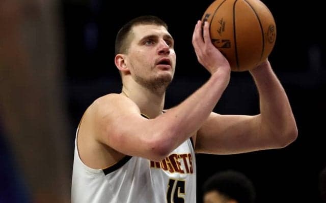 NBA歴代最多タイの快挙を達成したニコラ・ヨキッチが2位／最新版MVP候補ランキング