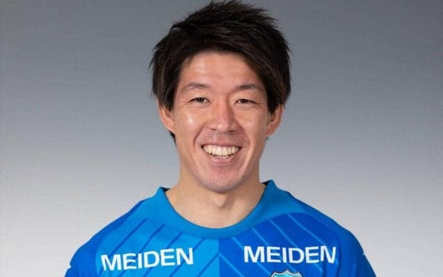 沼津が在籍7年の主力MF菅井拓也と契約更新「愛する沼津のために力の限り最後まで闘います」