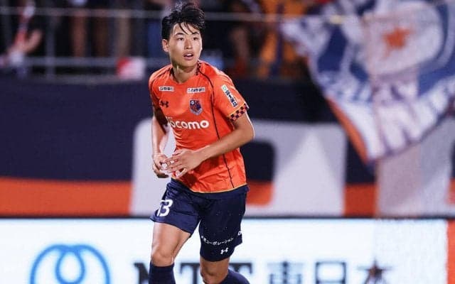 J3降格の大宮がアジア杯のトレーニングパートナーにも選ばれた逸材、18歳DF市原吏音のトップ昇格を発表「夢は日本代表としてW杯のピッチに立ち、新たな歴史を作ること」