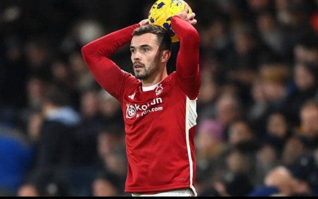 フォレストが賭博違反で処分を受けたトフォロとの契約延長OPを行使！2025年までの新契約を締結