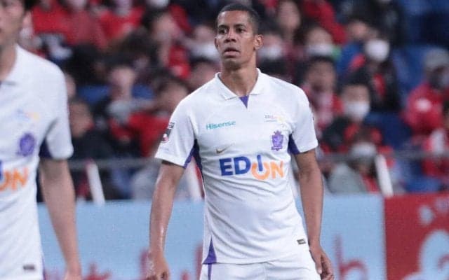 広島がチーム得点王のFWドウグラス・ヴィエイラらブラジル人3選手と契約更新