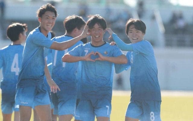 後半ATに劇的弾の近江が強豪・神村学園を撃破！ 計7発の打ち合いを制し初の4強入り【高校サッカー選手権】