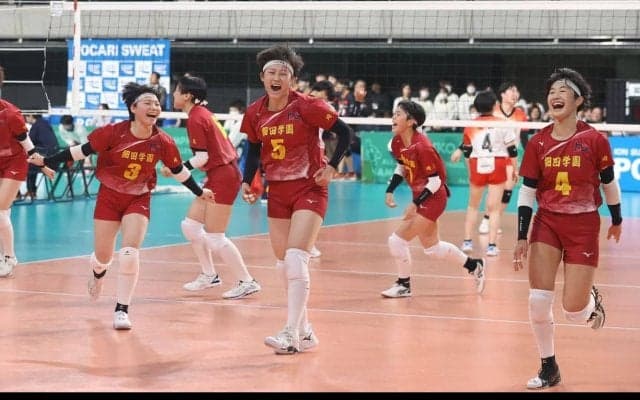 細田学園、パワーで完勝　新コーチ就任で意識変化　春高バレー