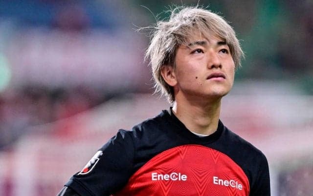 「待ってたよ佳穂の動画」浦和レッズが公開したクラブエンブレム前の「小泉佳穂の18秒映像」にファン歓喜！「残留きたーー」「契約更新ですね」と契約更新を確信する声も