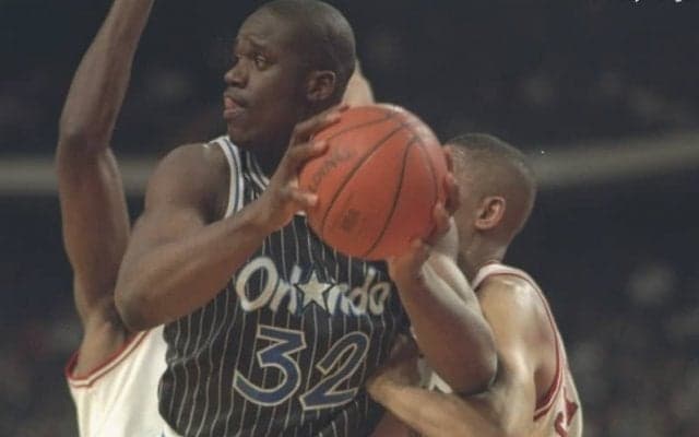 球団創設35季目のマジック…シャックの背番号32が史上初の永久欠番に