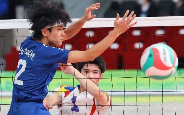 春高バレー　足利大付、攻守で圧倒　次戦は川崎橘　エース相田「コンビバレーで勝てるように」