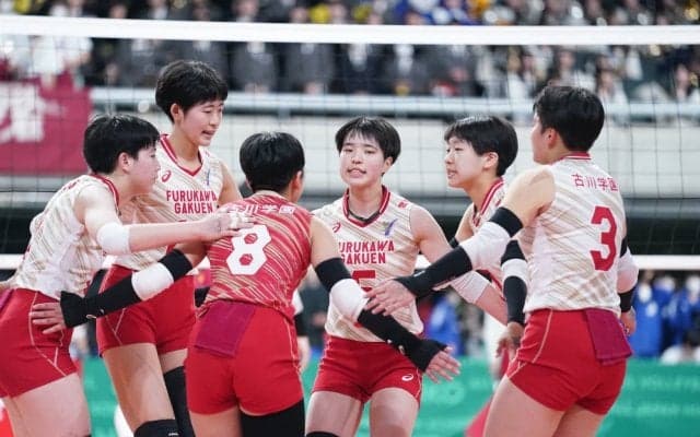 前回大会優勝の古川学園などが3回戦へ　女子大会2日目（1/5）の2回戦全16試合の結果【春高2024】