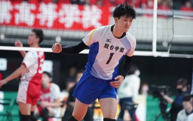 昨年王者駿台学園や鎮西などがベスト16に進出　男子大会2日目（1/5）の2回戦全16試合の結果【春高2024】