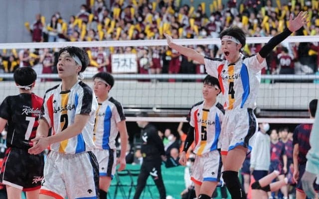 春高バレー　福井工大福井、圧倒発進！　目標は県勢初のセンターコート