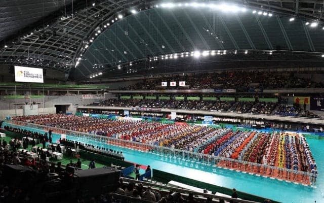 春高バレー　男女決勝の高校生カメラマンの写真を掲載　８日にＰＤＦ号外