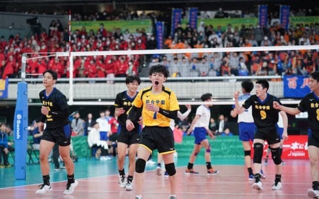 駿台学園が高川学園との激戦を制して準々決勝へ【春高2024】