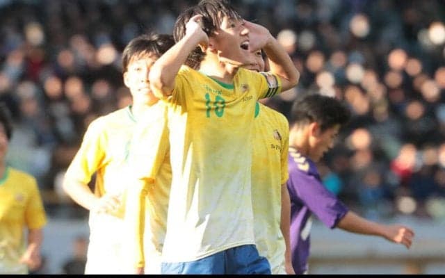 近江が堀越撃破で初の決勝へ！　滋賀県勢では05年野洲以来の優勝に王手、8日に青森山田と激突【高校サッカー選手権】